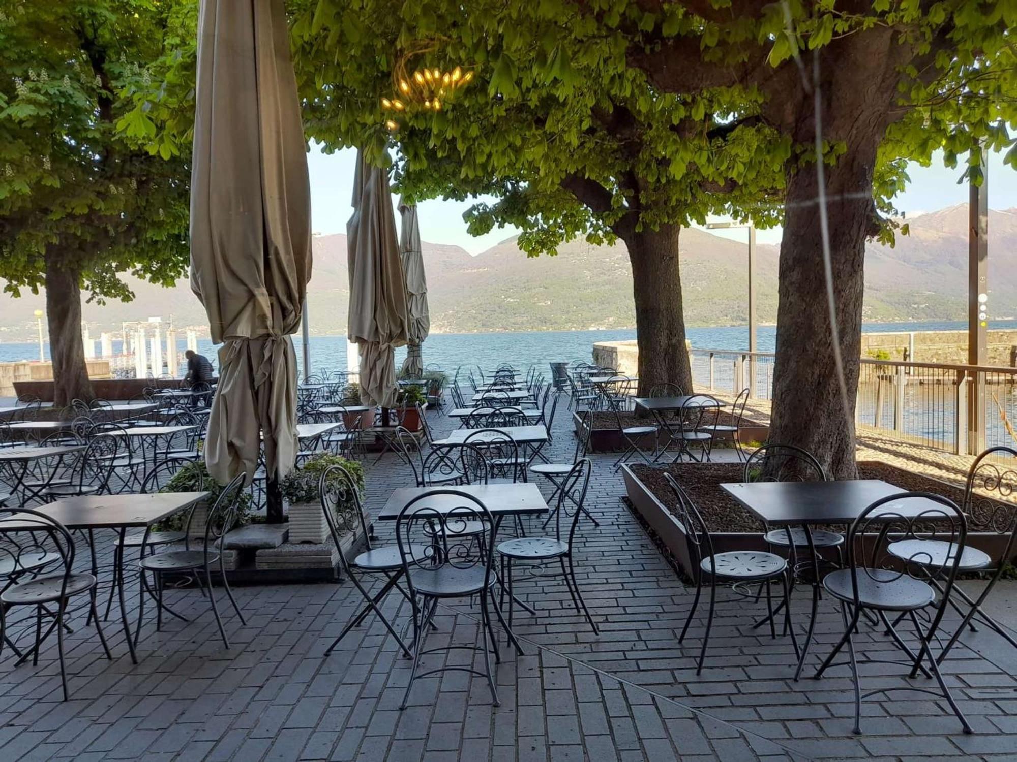 Marco Apartment - Holiday Apartment Luino Dış mekan fotoğraf